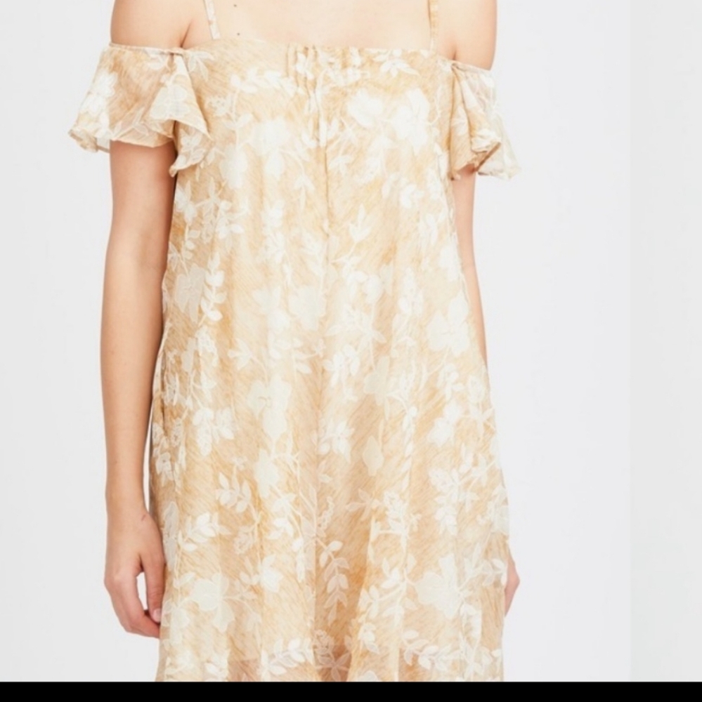 Esley Chiffon floral cold shoulder dress